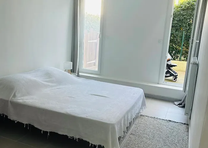 Spacieux T3 Avec Terrasse Rdc Centre *